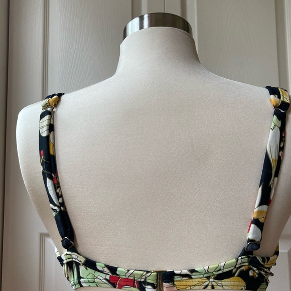 Lovely print bikini top - Picture 2 of 4